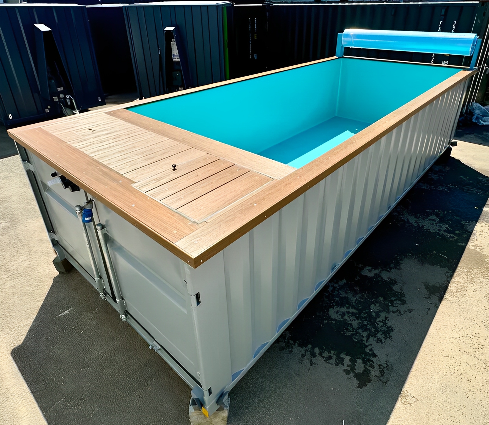 20 Fuß Containerpool | Karibikblauer Außenpool – Bild 3