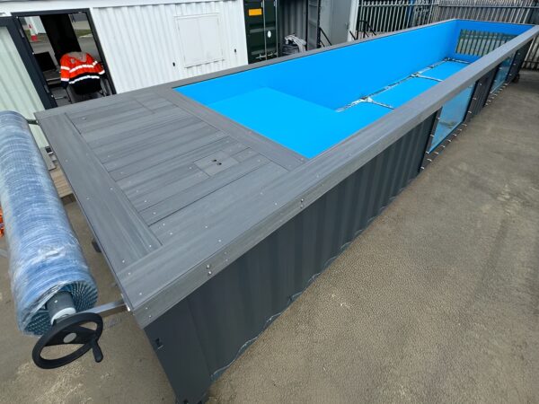 12 m / 40 Fuß großer tragbarer Container Schwimmpool | Idealer Außenpool