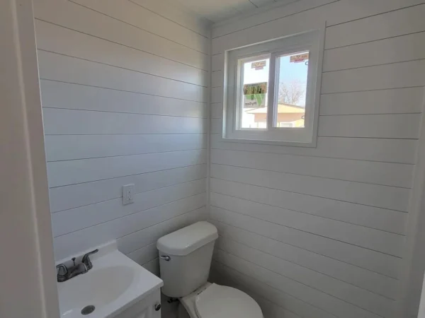Custom-20ft-Shipping-Container-House-1.webp